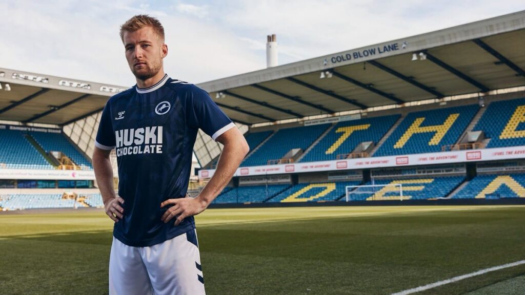 Lukas Jensen Gagalkan Empat Penalti QPR di Carabao Cup 2026