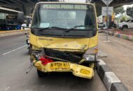Truk Menerobos Lampu Merah di Cibubur, Satu Orang Tewas dan Tiga Luka