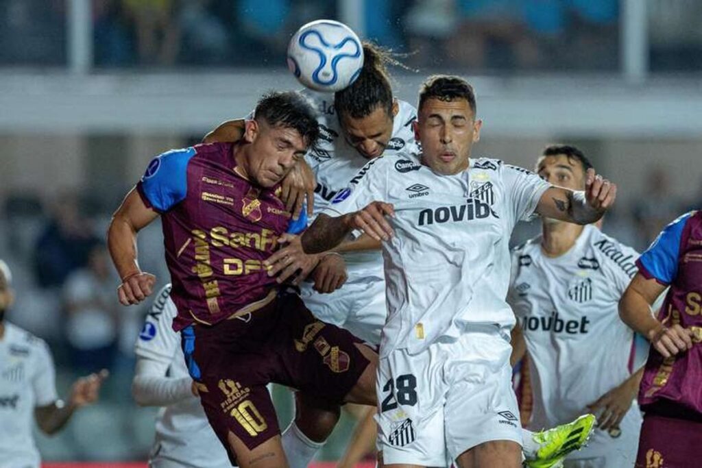Sektor Pertahanan Santos Tampil Solid Saat Imbangi Macara di Equador