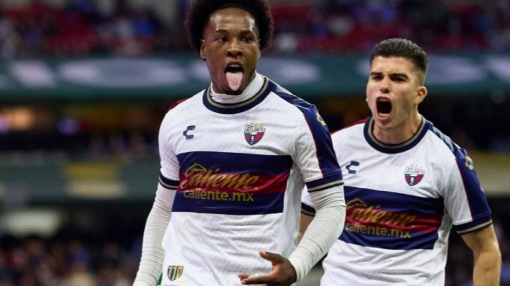 Atlante Tekuk Cruz Azul Tiga Dua di Stadion Azteca