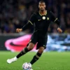 Aston Villa Incar Tosin Adarabioyo Gantikan Ezri Konsa