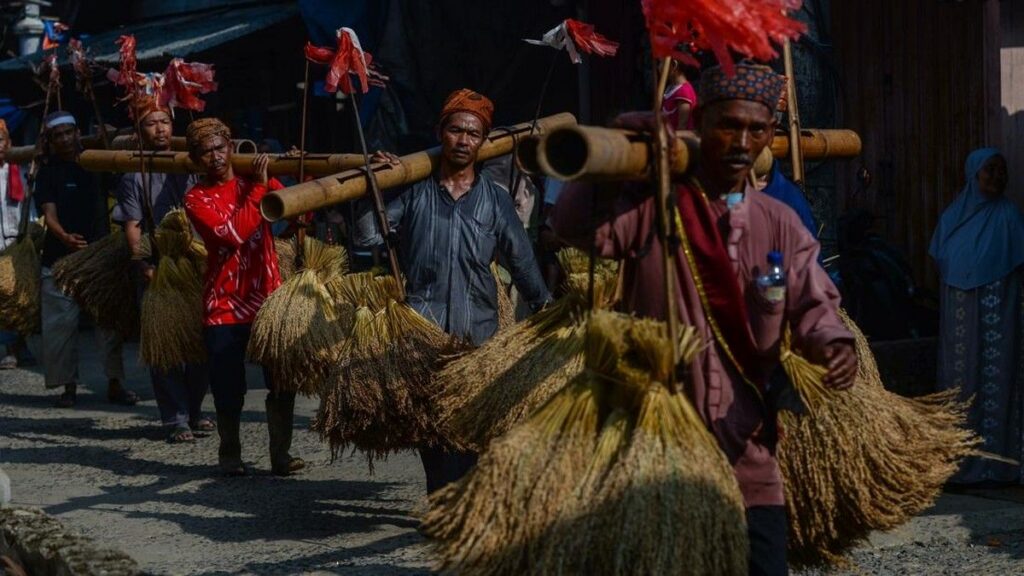 Peringatan Hari Internasional Masyarakat Adat 2026 Soroti Bidan Adat