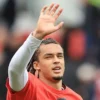 Middlesbrough melakukan negosiasi permanen untuk Ashley Phillips