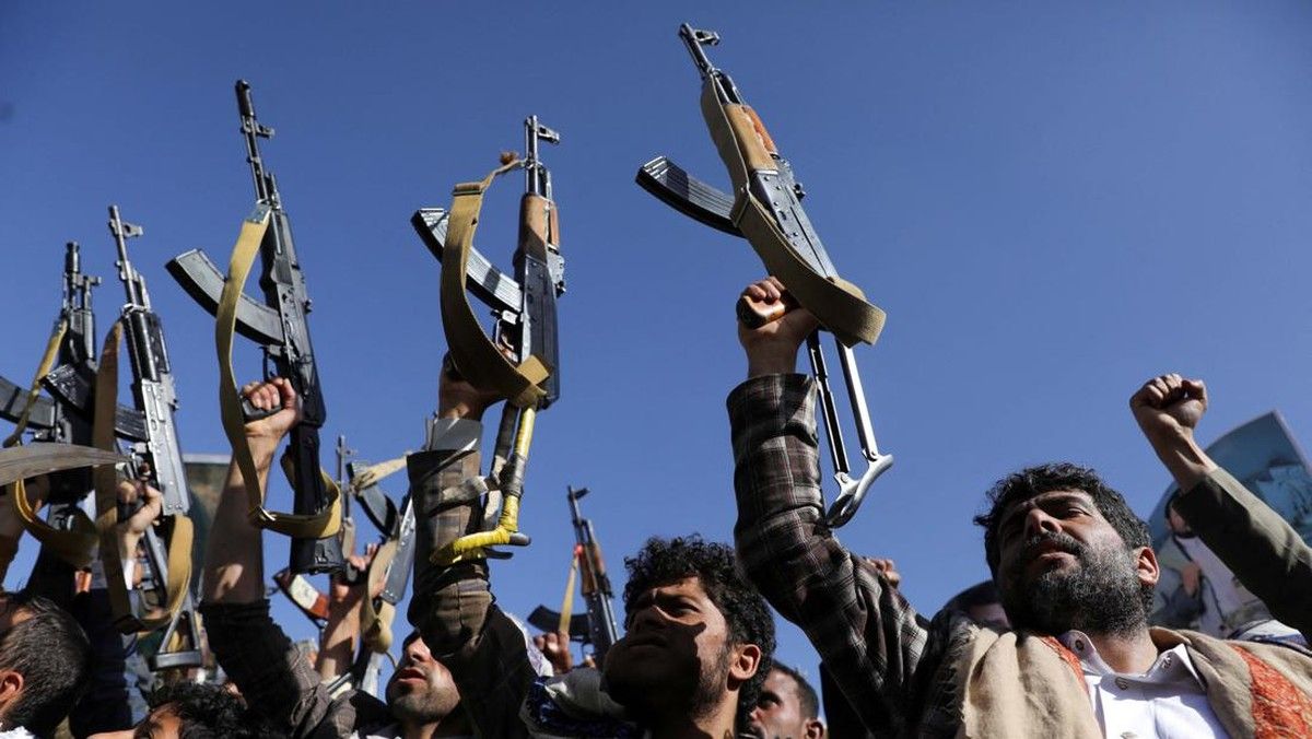 Houthi Serang Kilang Minyak Aramco Saudi Menggunakan Drone