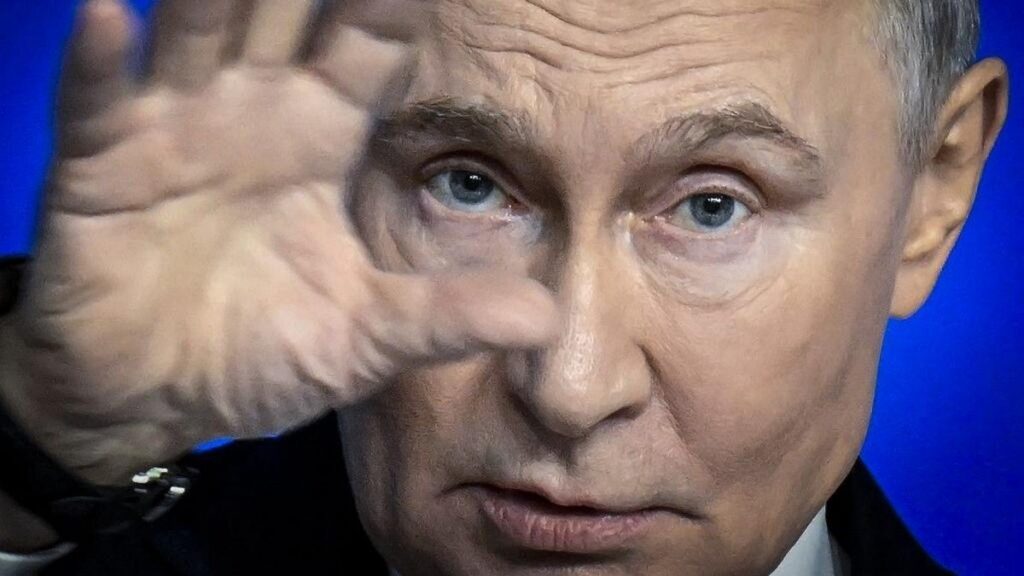 Putin Ancam Sita Kapal Eropa Balas Penyitaan Kargo Minyak Rusia