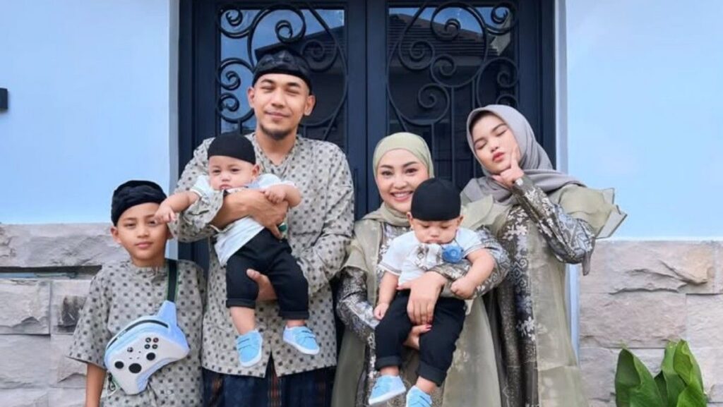 Suami Mpok Alpa Klarifikasi Tudingan Perebutan Warisan