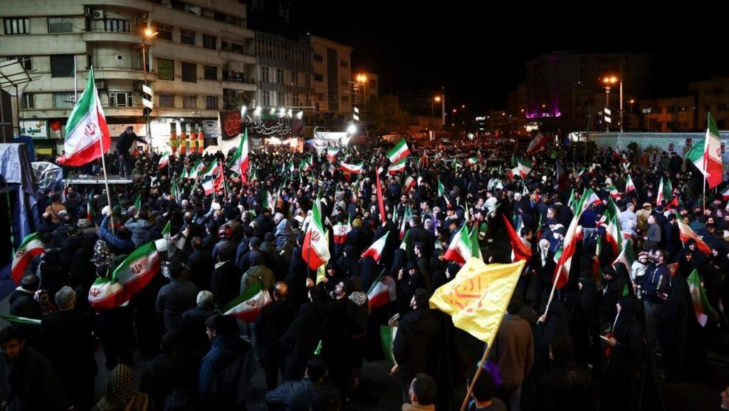 Ekonomi Iran Terancam Runtuh Akibat Sanksi AS dan Perang