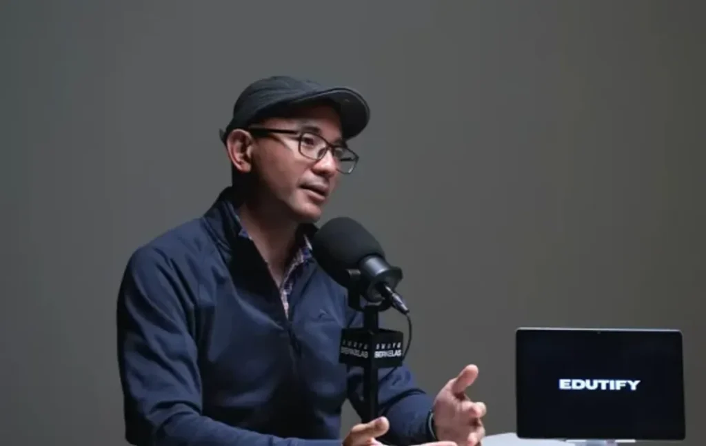Saintis Felix Ungkap Risiko Duduk Lama Terhadap Kesehatan Metabolik