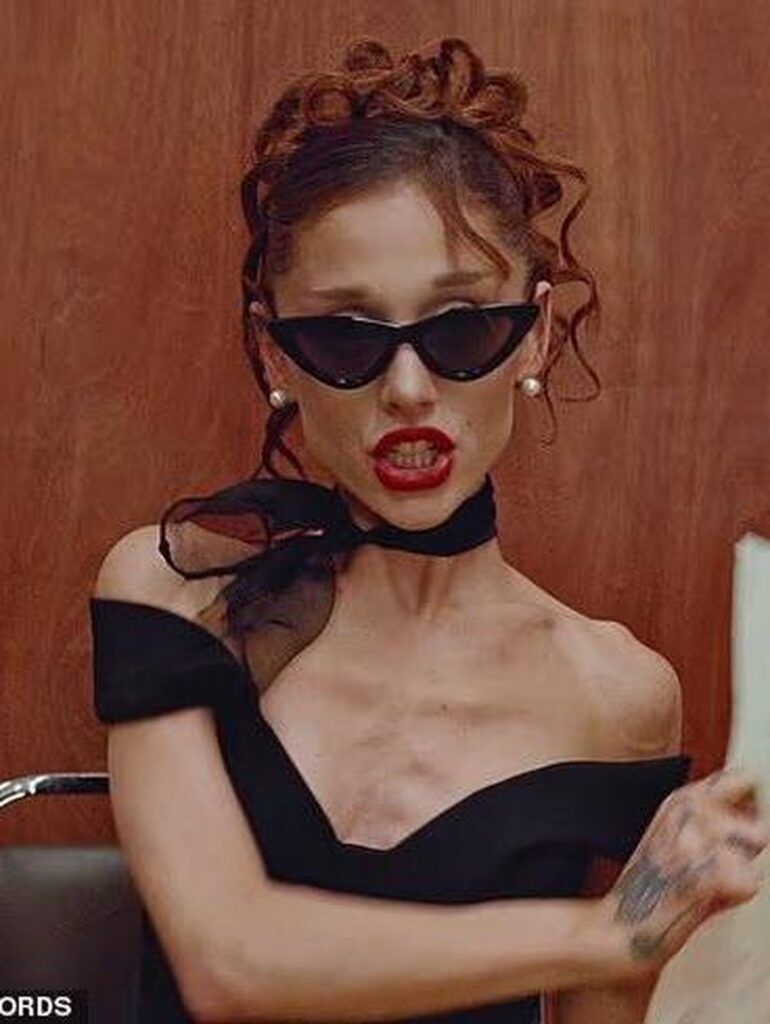 Ariana Grande Resmi Rilis Album Studio Kedelapan Petal