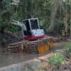 DSDABMBK Tangsel Keruk Sedimen Sungai Ciputat Cegah Banjir