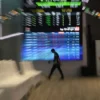 IHSG Ditutup Menguat ke 6.449 Meski Bayang Prospek Profit Taking