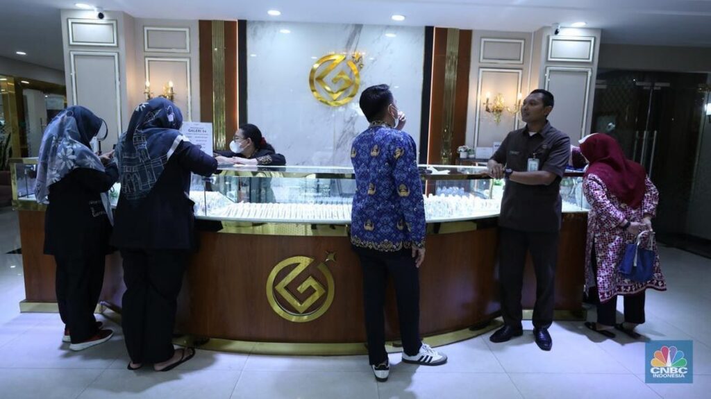 Harga Emas di Pegadaian dan Antam Melonjak Per 16 Agustus 2026