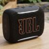 JBL Kolaborasi dengan Supreme Luncurkan Speaker Bluetooth Go 5