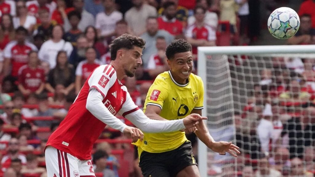 Borussia Dortmund Tundukkan Arsenal 3-2 dalam Laga Uji Coba