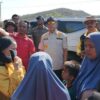 Mendagri Tito Karnavian Temui Korban Gempa di Nagekeo NTT