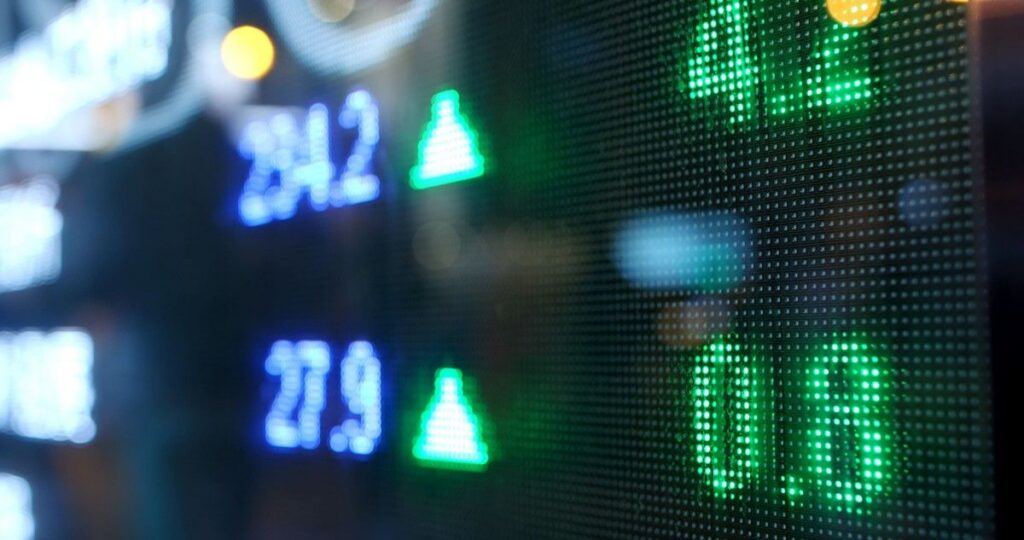 IHSG Menguat ke Level 6.351 Saat Investor Asing Catat Jual Bersih