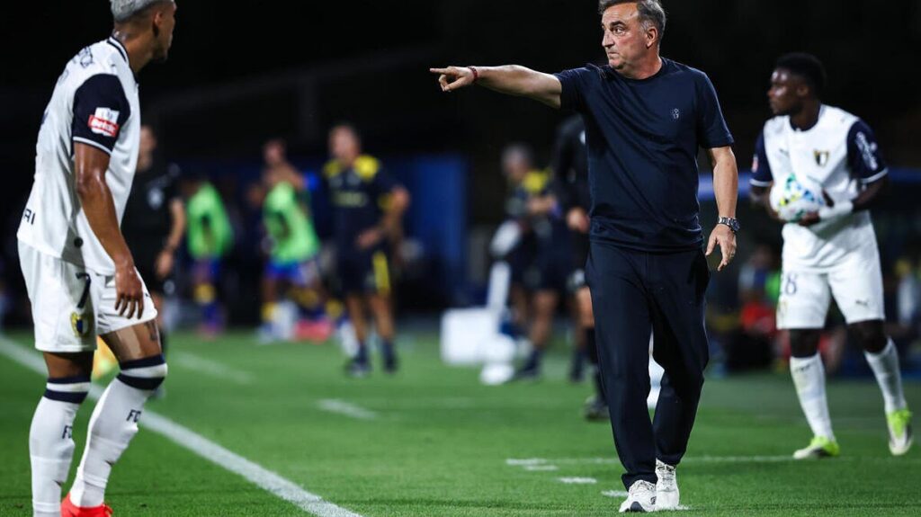 Carlos Carvalhal Soroti Performa Famalicao Usai Imbang Lawan Estoril