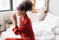 Minum Air Putih Pagi Hari Bantu Penuhi Hidrasi Tubuh