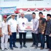 Andre Rosiade Serahkan Bantuan Ambulans untuk Nagari Kubang