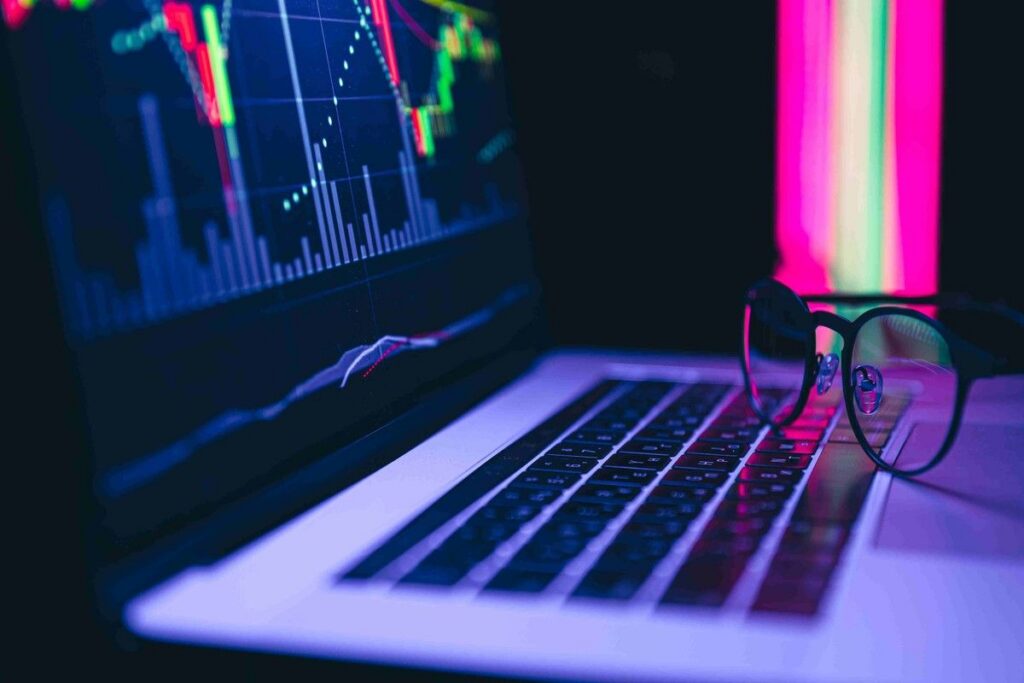 Saham Bayan Resources Melonjak, FTSE Tunda Perubahan Indeks hingga Desember 2026