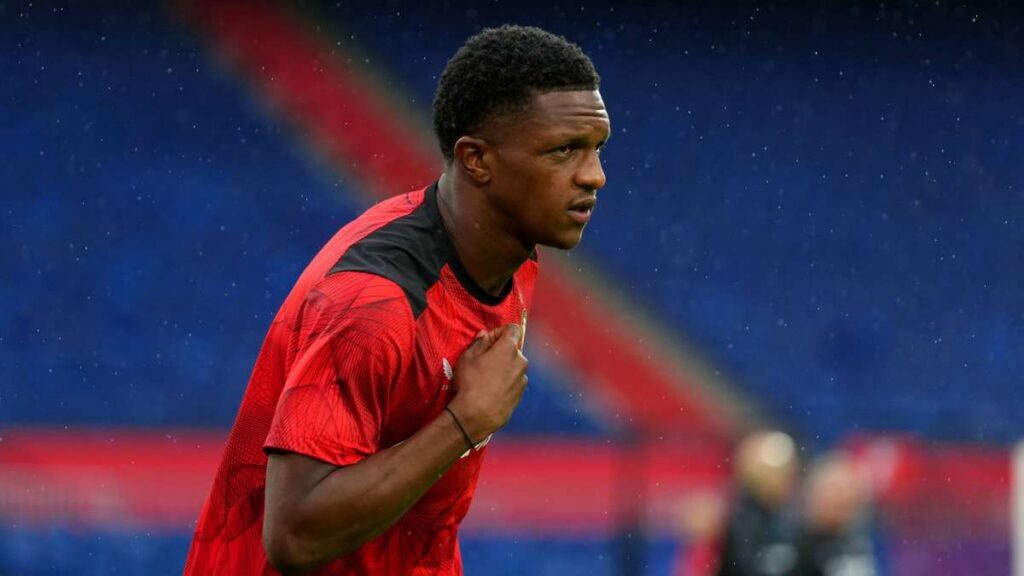 Feyenoord Ajukan Tawaran Balasan Kepada AS Roma Terkait Givairo Read