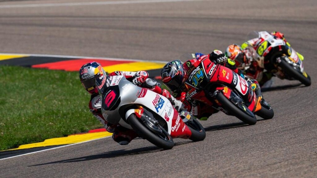 Veda Ega Finis Keenam pada Latihan Bebas Moto3 Inggris 2026