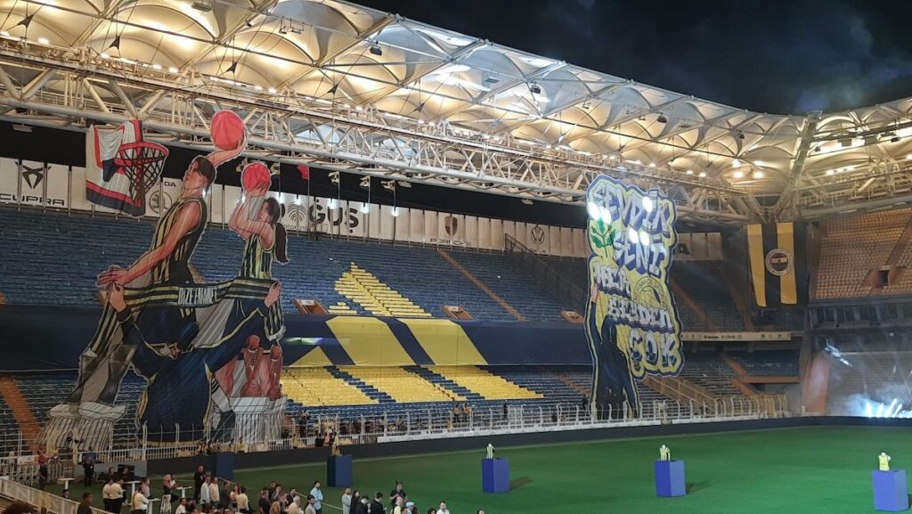 Marmaray Berlakukan Tarif Akhir Pekan Laga Fenerbahce vs Lyon