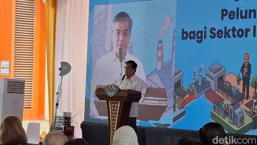 Pemerintah Pangkas Iuran BPJS Ketenagakerjaan Pekerja Sampah 50 Persen