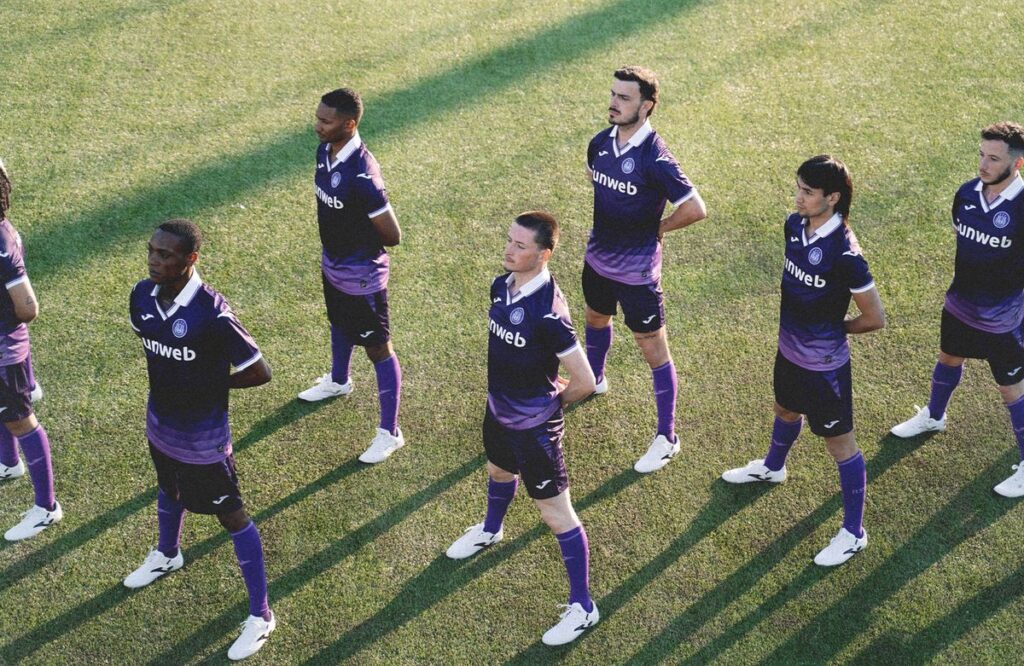 Anderlecht Menang 3-0 Atas Kairat Almaty di Playoff Liga Europa
