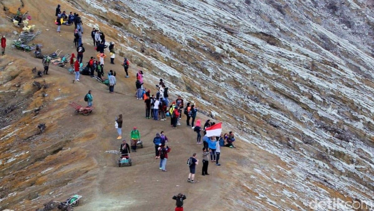 7 Gunung Ramah Pemula untuk Pendakian 17 Agustus