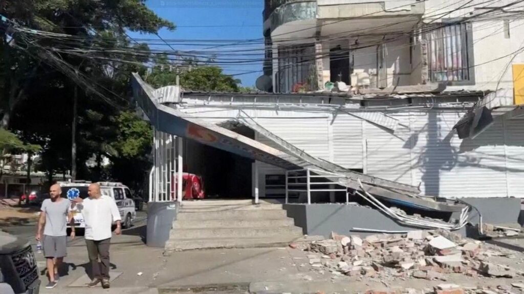 Gempa Magnitudo 7,4 Guncang Kolombia 132 Orang Tewas