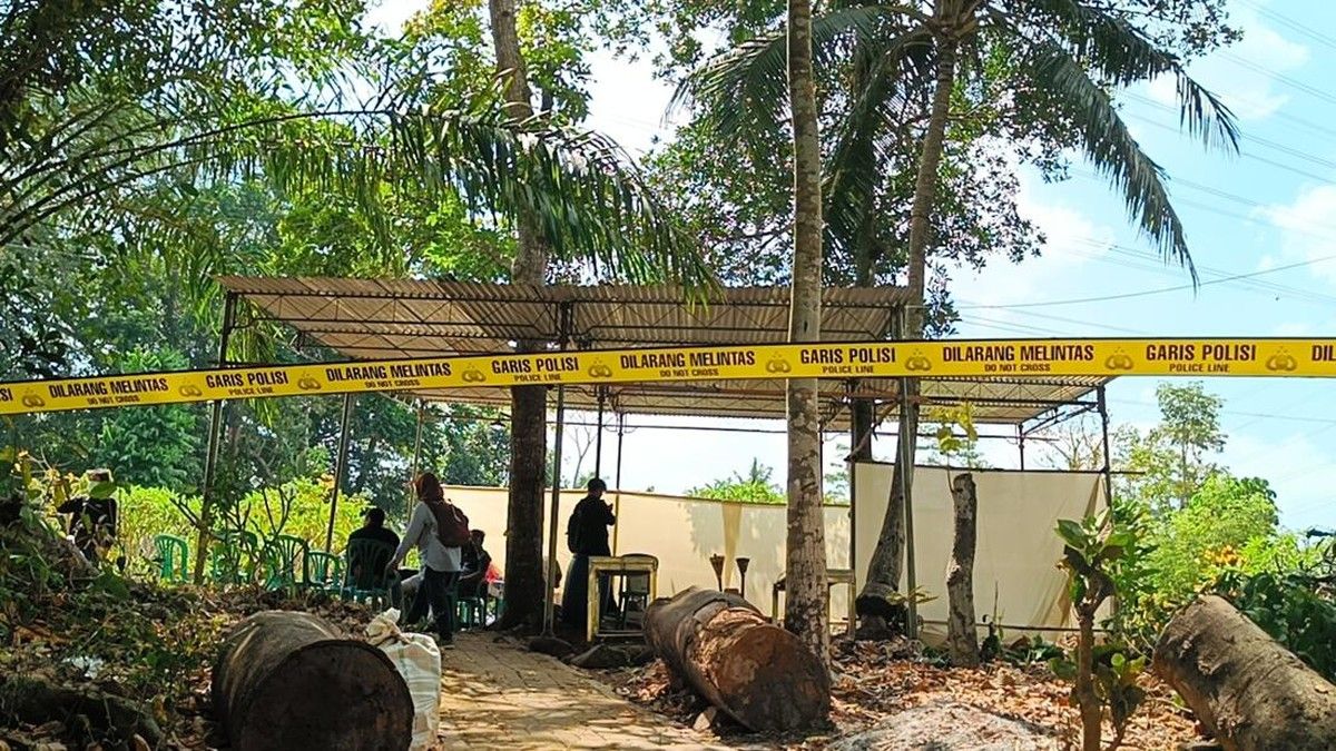 Polda Metro Jaya Ekskavasi Makam Sutrimo di Banyumas Hari Ini