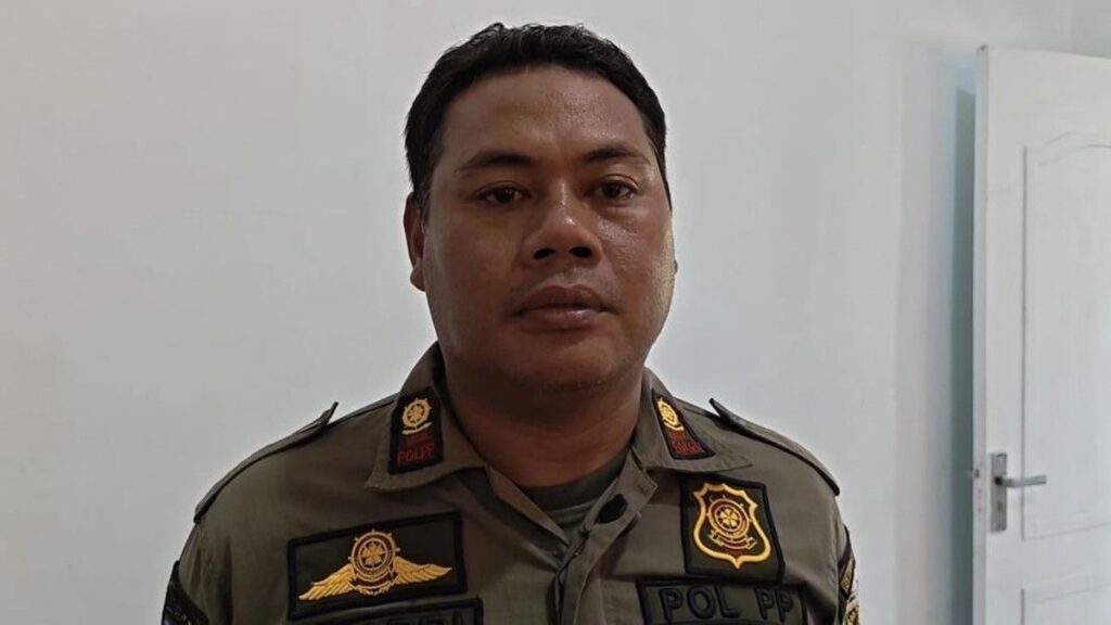 Anggota Satpol PP Pinrang Minta Maaf Usai Insiden Pemukulan Sopir Ambulans