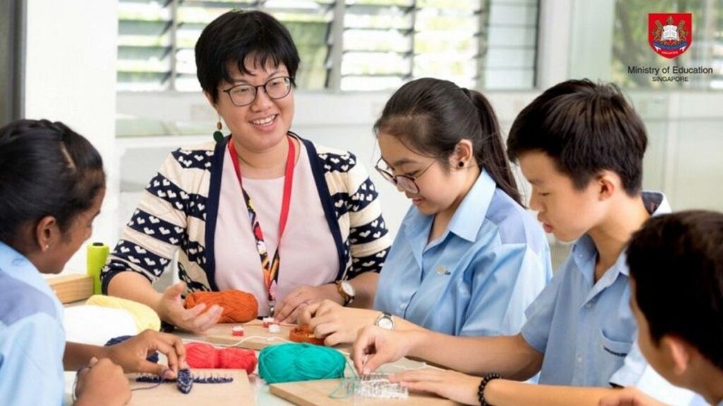 Singapura Naikkan Gaji Guru Hingga 9 Persen Mulai Oktober 2026