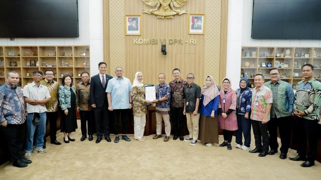 DPR dan Danantara Sepakat Kawal Penyehatan PT Pos Indonesia