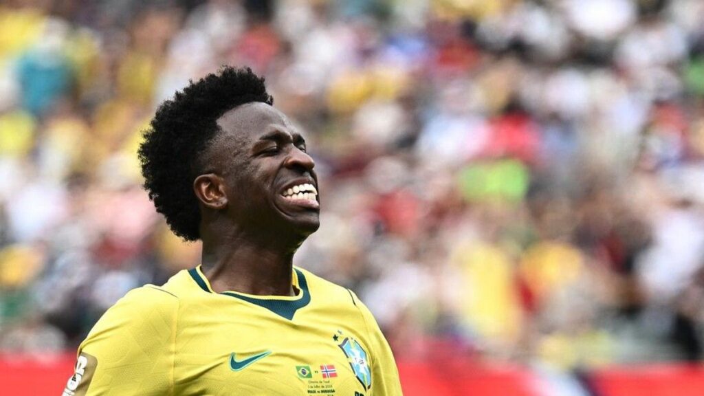 Vinicius Junior Hapus Semua Foto Instagram Usai Rumor Transfer Arsenal Memanas