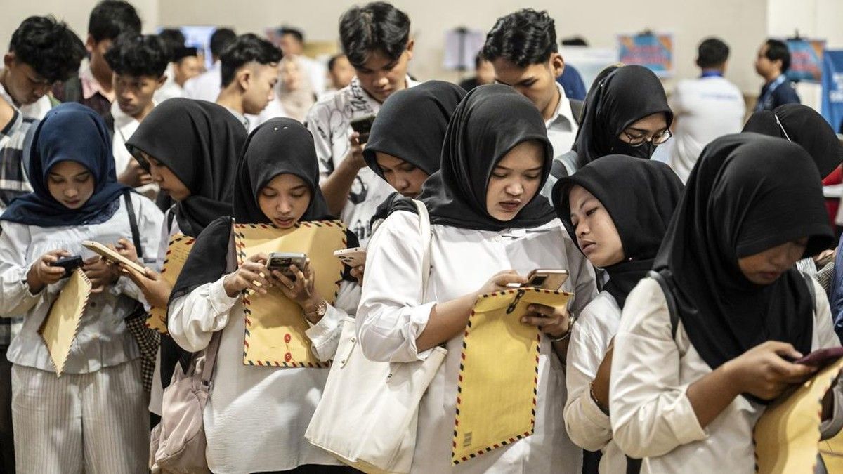 Fenomena Overeducation Mengintai Sarjana Indonesia