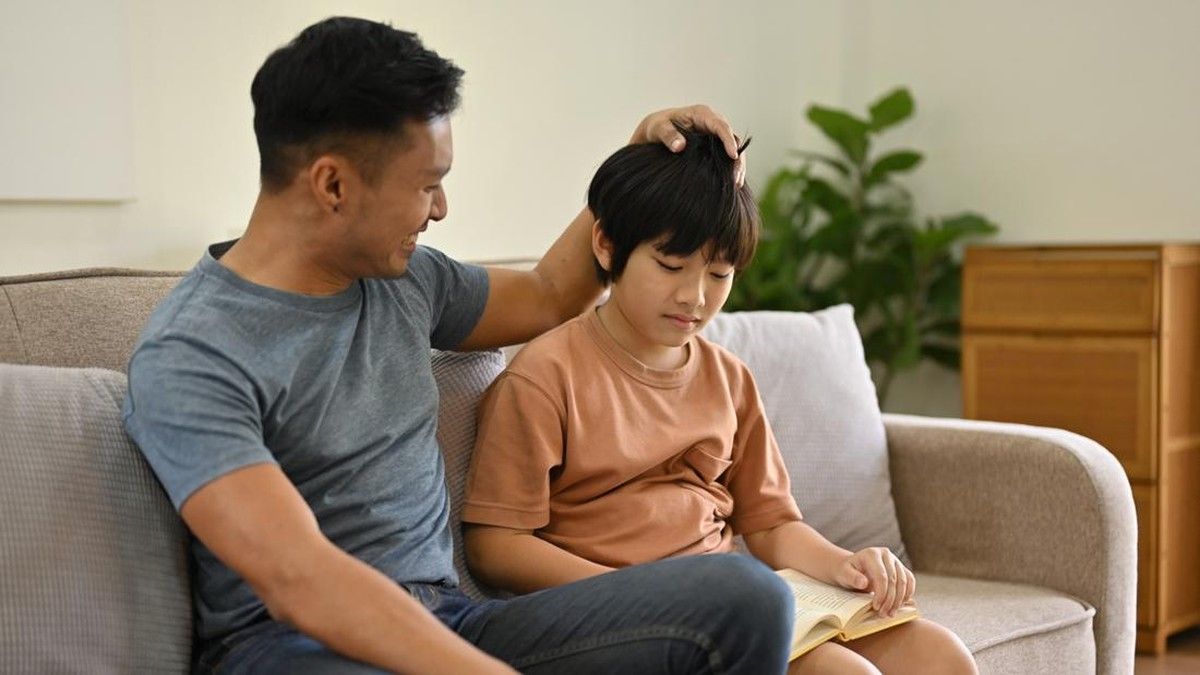 Sikap Ayah Hadapi Anak Lakukan Bullying Tanpa Gunakan Kekerasan