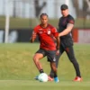 Athletico Paranaense Bawa Keunggulan Dua Gol ke Markas Vitoria