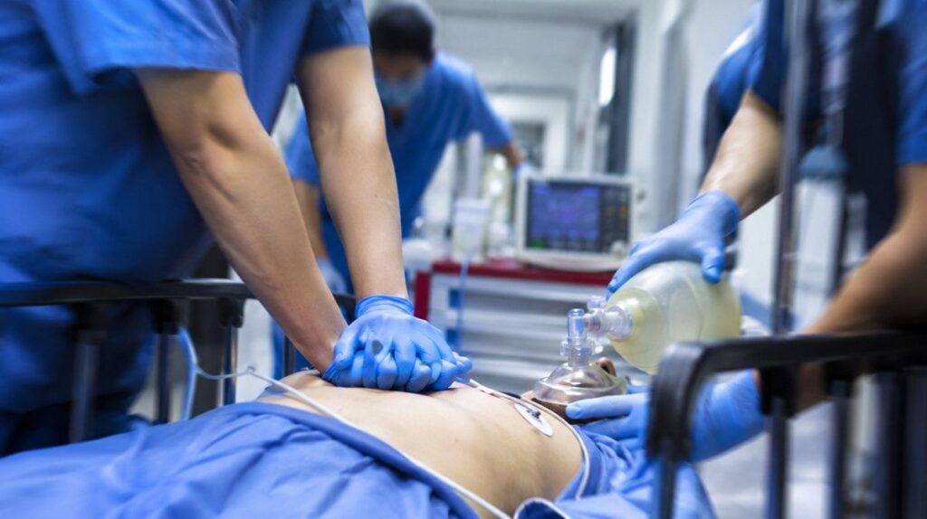 Mayapada Hospital Surabaya Raih Juara Kompetisi Code Blue Jawa Timur