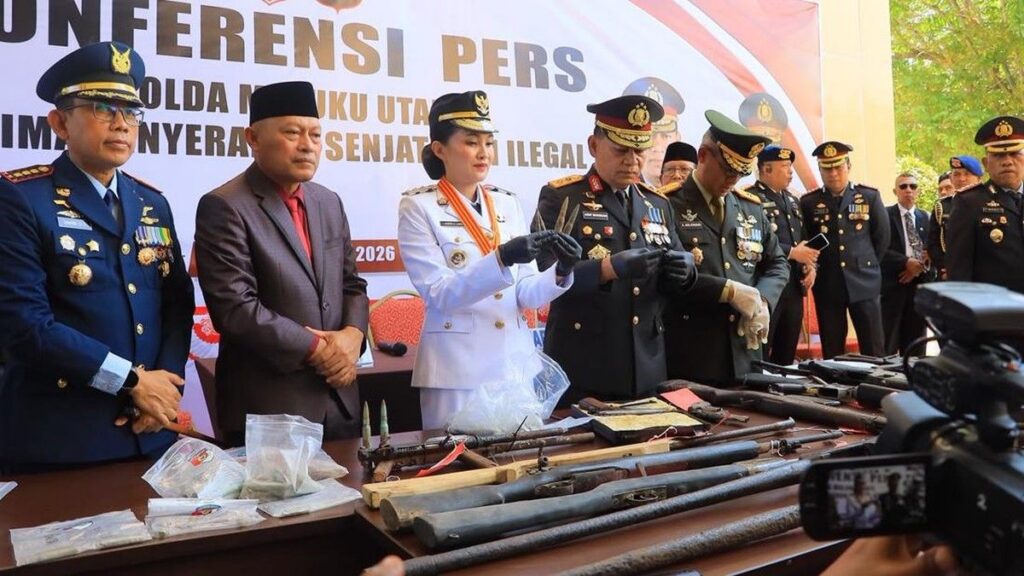 Polda Maluku Utara Amankan 16 Senjata Api Ilegal dari Warga