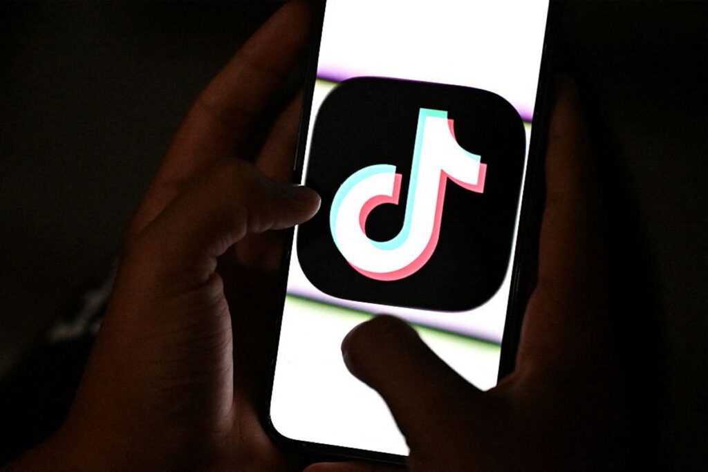Aksi Perez Hilton di TikTok Soroti Pentingnya Kesehatan Mental Anak