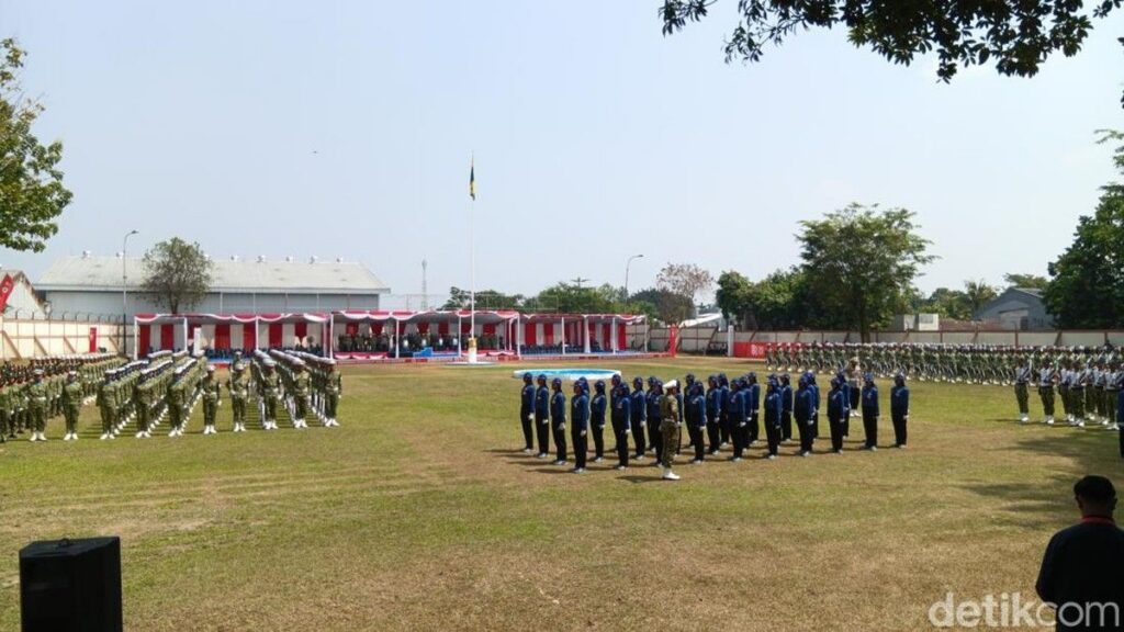 Calon Paskibraka Tingkat Pusat Jalani Latihan Gabungan Persiapan HUT RI ke-81