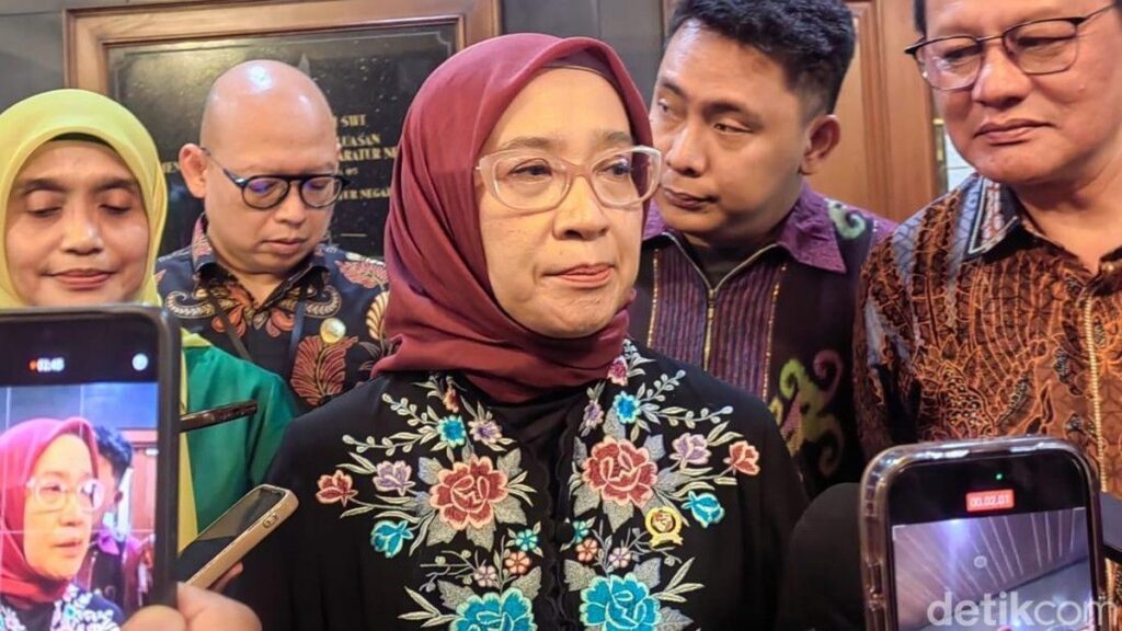 Pemerintah Buka Kesempatan Guru PPPK Ikut Seleksi PNS Pada 2027