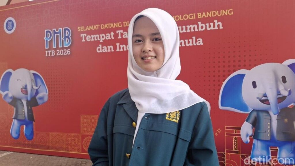 Sofi Aulia Syarifa Anak Buruh Harian Purworejo Diterima di FMIPA ITB