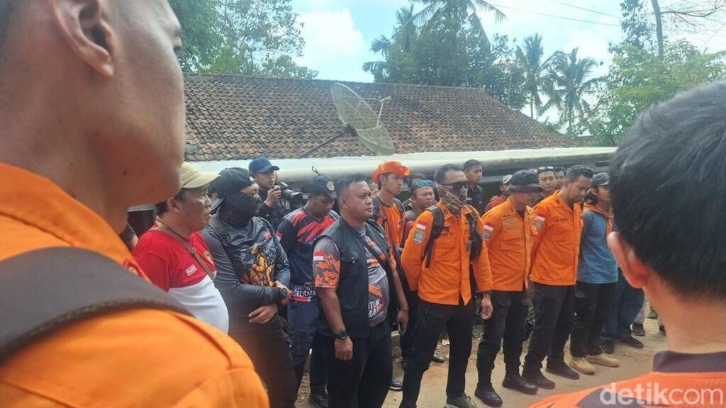 Dua Pendaki Meninggal di Gunung Piramid Dievakuasi