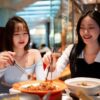 Ciri Kepribadian Orang yang Suka Kuliner dan Traveling