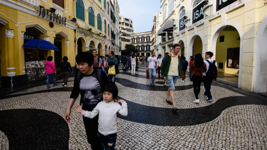 Leong Sun Iok Minta Rencana Lima Tahun Macau Fokus Investasi SDM