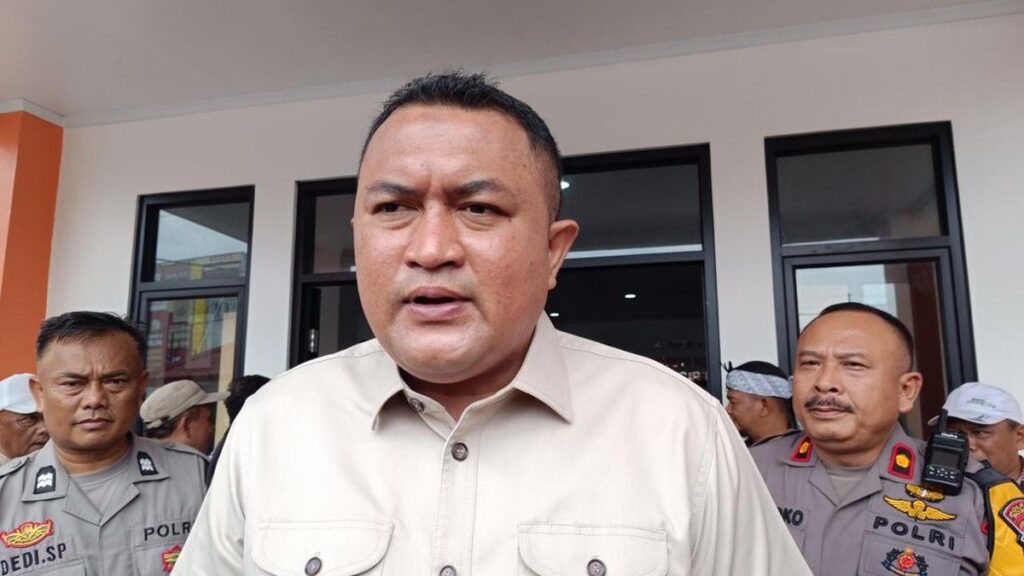 Bupati Bogor minta operasional SPPG Ciherang dihentikan sementara