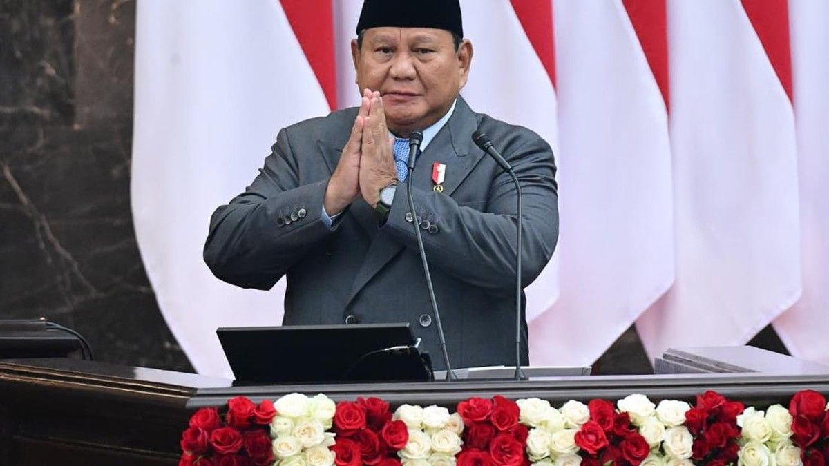 Prabowo Subianto Menyapa Delapan Warga Penerima Program Pemerintah